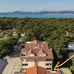 Luna Biograd Na Moru